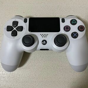 【純正品】ワイヤレスコントローラー (DUALSHOCK 4) グレイシャー・ホワイト (CUH-ZCT2J)