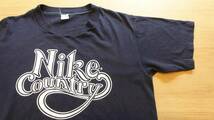 ⑭USA製 濃紺ビンテージ Lサイズ Nike Country プリント 半袖 Tシャツ 70～80年代 アメリカ製_画像2