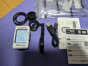 レザイン LEZYNE SUPER GPS 充電器＆マウント＆説明書付き