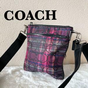 美品COACH コーチショルダーバッグハンドバッグピンクシグネチャー総柄