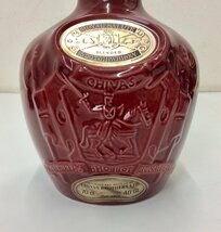 【未開栓/古酒】】 ROYAL SALUTE ロイヤルサルート 21年 スコッチ ウイスキー 陶器ボトル 赤 700ml 40% 総重量 約1350g 巾着袋付き K0404_画像4