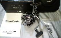 ★【回転良好・極美品】ダイワ最高級リール『18 イグジスト LT2500』～DAIWA 18 EXIST LT2500～♪付属品有り♪◇MADE IN JAPAN◇★_画像1