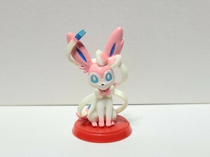 美品 ニンフィア ポケットモンスター XY&Z チョコエッグ フィギュア 超レア