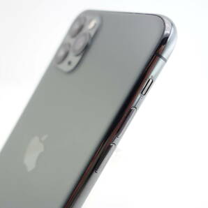 【ジャンク】iPhone11Pro 256GB スペースグレイ au版SIMロック解除品 カメラ割れ タッチ操作不良 部品取り用の画像2