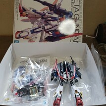 完成品 マスター・グレード MG バンダイ Zガンダム Ver.Ka ゼータ GUNDAM カトキ BANDAI ガンプラ MASTER GRADE 模型 GUNPLA 玩具 プラモ_画像3