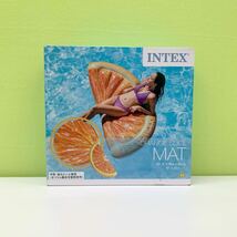 【新品 未開封】INTEX オレンジスライスマット 178cm×85cm プール プール用品 夏 海 海用品 映え Orange slice mat_画像1