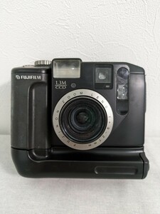 E-135　フジフイルム　FUJIFILM　FUJIX　DS-300　デジタルカメラ　動作未確認　委託品