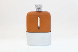 [ limited time price cut ] antique hip flask Vintage whisky bottle flask leather glass sake cup and bottle Europe England 