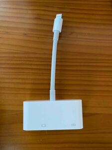 Apple Lightning to VGA Adapter MD825AM/A