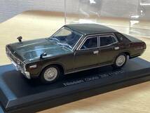 国産名車　コレクション 1/43 日産　グロリア　330 1975 深緑メタ 定形外350円_画像5