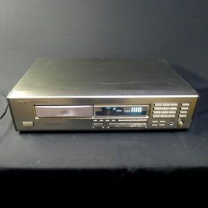 c378 ONKYO compact disk player C-303 size : width approximately 46cm height approximately 11cm depth approximately 30cm/140