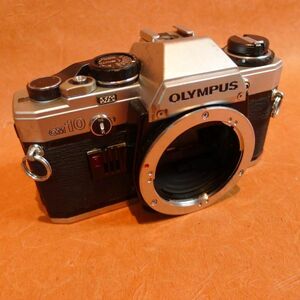 d★541 OLYMPUS オリンパス OM10 ボディ 一眼レフ マニュアルフォーカス/60