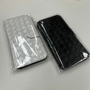 iPhone 7 8 SE2 SE3 メッシュデザイン 手帳型ケース ブラック&ホワイト 新品未開封 ２個セット