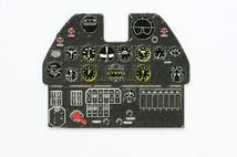 ヤフーモデル YMA3236 1/32 P-40Eキティホーク 計器盤 (ハセガワ用）_画像1