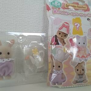 赤ちゃんケーキパーティーシリーズ みるくウサギ 赤ちゃん ＊ シルバニアファミリー Sylvanian Families シルバニアの画像1