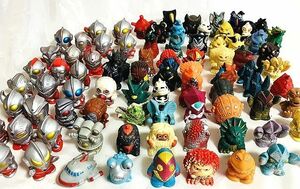 * jpy . Pro Ultraman finger doll 84 piece scratch * dirt equipped 