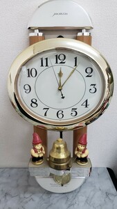 TOSHIBA 東芝 からくり時計 TCQ-115 掛時計 壁掛け時計 インテリア小物 レトロ 時計 クォーツ ゴールド系 通電確認済み