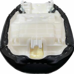 最新！黒ベルト付き アンコ抜きタックロールシート ホンダ CB400SF SB NC39 NC42最終型対応 高品質ウレタン ロングツーリング 防水仕様の画像8