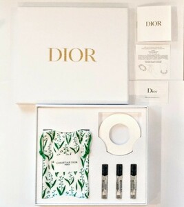 新品 ディオール メゾン クリスチャンディオール ラッキー オードゥ パルファン スプレー 2ml × 3 ミニポーチ セットChristian Dior