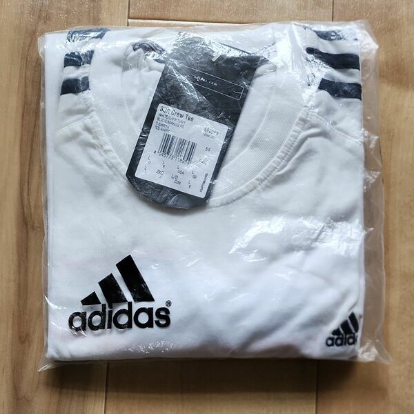 adidas 半袖Tシャツ