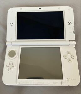 3DSLL 充電器付き　