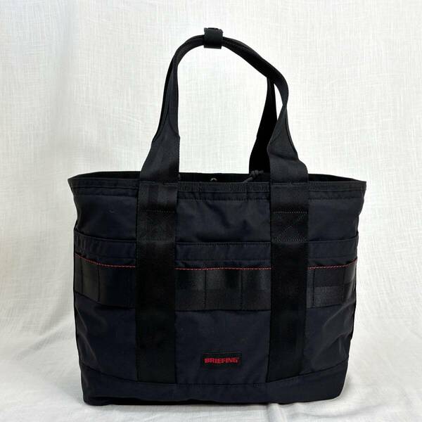 ＜極美品!!＞■BRIEFING ブリーフィング DISCRETE TOTE M MW トートバッグ 肩掛け 普段使い B4/PC収納 ブラック 黒 BRA211T17