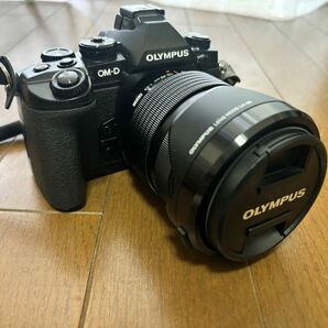 OLYMPUS OM-D EM-1本体＋M.ZUIKO DIGITAL PRO（レンズ）