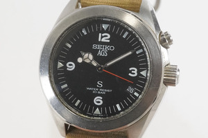1円~【831】実働　SEIKO／セイコー　5M22-6D90　AGS　オートクオーツ　デイト　メンズ　黒色文字盤　腕時計