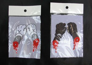 KAWS TOKYO FIRST ワッペン Hands of Death「７ Black」「9 Grey」　2点セット　#カウズ　#KAWS #現代美術