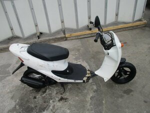 ▲9094▲customバイク　Honda　ＤＩＯ　ＺＸcustomバイク（フロント周り　Suzuki　チョイノリ）　ホワイト　部品取り　愛知