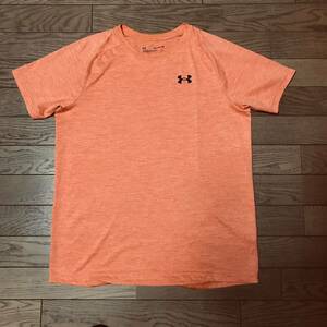 UNDER ARMOUR KID’S SHORT SLEEVE T-SHIRTS size-YXL(着丈66身幅51) 中古(超美品) 送料無料 NCNR