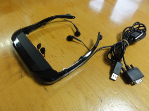 ジャンク VUZIX ヘッドマウントディスプレイ iWear VR920 解像度640ｘ480 (1024ｘ768) VGA ビデオヘッドフォン 3D ゲーム HMD