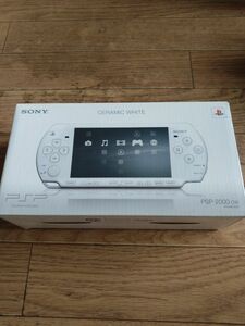 プレイステーションポータブル セラミックホワイト 付属品完備 PSP-2000CW PSP SONY
