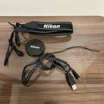 F269 Nikon ニコン COOLPIX P530 コンパクトデジタルカメラ デジカメ 中古 充電器 ジャンク品 _画像2