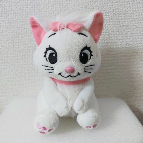 ディズニーキャラクター　猫の日にゃんにゃんぬいぐるみ　マリー