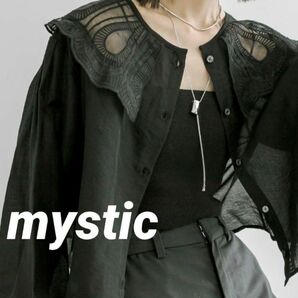 【新品タグ付】mystic ミスティック レース衿ショートシャツ ブラック　ブラウス