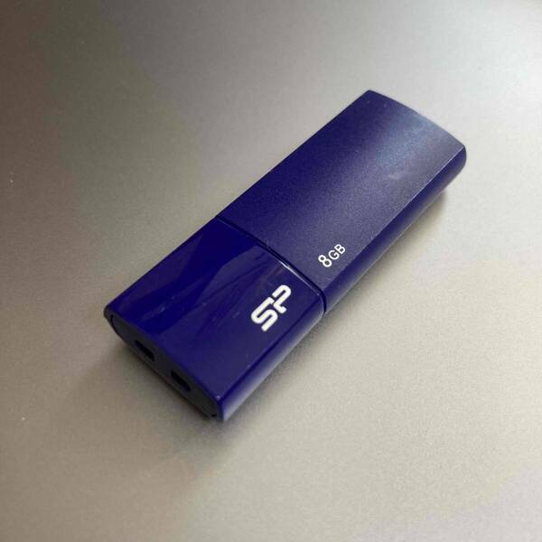 SP シリコンパワー　USB2.0　スライド式　8GB　ブルー　SP-UFD8GBBL2　／　USBメモリ　記録用メモリ