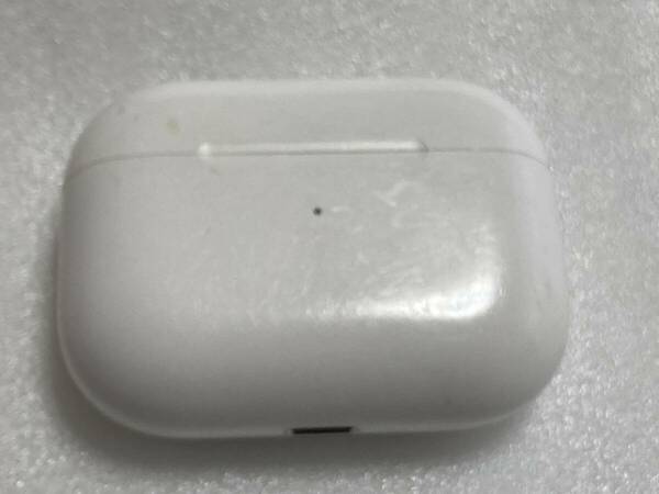 Apple AirPods Pro 第一世代 充電ケース（A2190）のみ 01