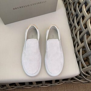 ブルネロクチネリ　BRUNELLO CUCINELLI ローファー メンズシューズ スエード 2024ss 39-44　サイズ選択可能 ホワイト