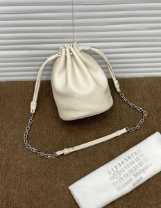 Maison Margiela メゾン マルジェラ タビ バケット ショルダーバッグ レザー 羊革 ホワイト