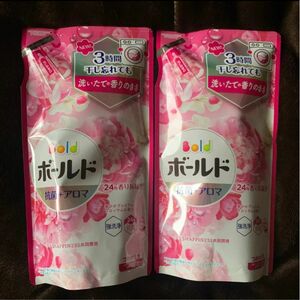 NEW P&G ボールド　洗濯洗剤　詰め替え　華やかプレミアムブロッサムの香り　400g 2袋