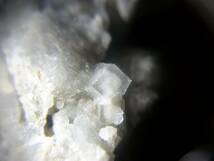 ブラジル　バライト　重晶石　透明抜群　ざらめ水晶　クォーツ　フローライトの様なキューブ型結晶　中型　定型外発送_画像1