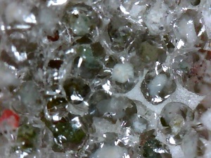 国産鉱物　富山県　新湯温泉　魚卵状珪石　蛋白石　オパール　超レア　定型外発送