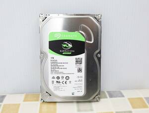 ∨ 1.0TB｜SATA 内蔵型 3.5インチ ハードディスク｜Seagate シーゲート ST1000DM010 ｜フォーマット済み 内蔵 HDD ■O7833