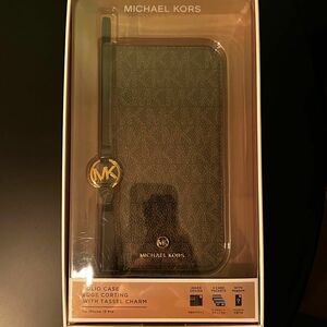 マイケルコース 手帳型スマホケース iPhone13pro ブランド 