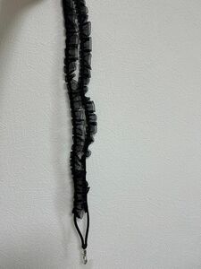 チュール携帯ストラップ　黒フリル　ハンドメイド