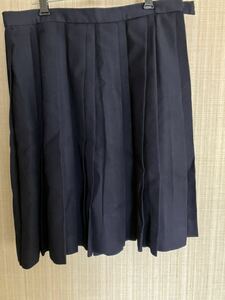 スクールスカート　冬用　紺　w80－丈58 親子ひだプリーツ 女子制服　大きいサイズ