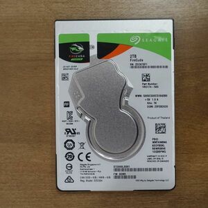 Seagate ST2000LX001 2TB 7mm 2.5インチ SATA 使用時間:1061時間 動作品