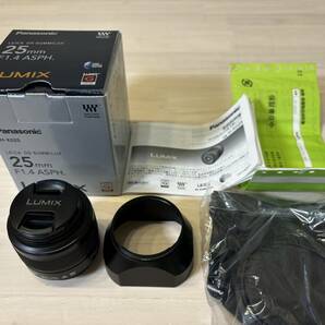 【極上美品】Panasonic レンズ LUMIX LEICA DG SUMMILUX 25mm/F1.4 ASPH. H-X025 パナソニック ワンオーナー品 元箱付属品ありの画像2