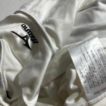 ミズノ MIZUNO スポーツ トレーニング用 ハイネック 長袖インナーシャツ Lサイズ_画像10
